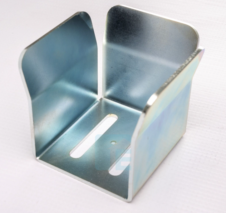 Gate Meeting Point - 1361-0011