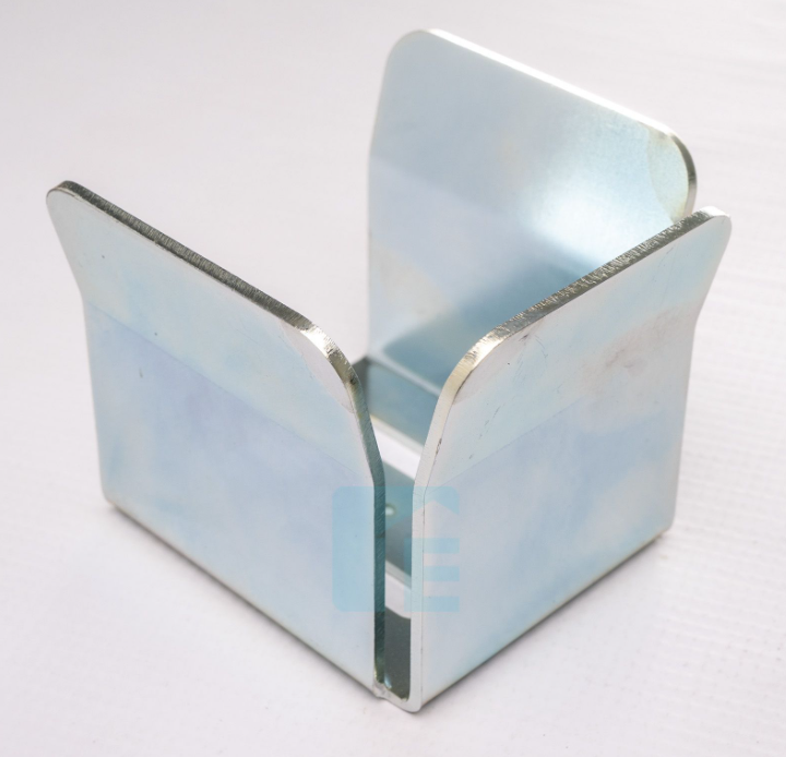 Gate Meeting Point - 1361-0011