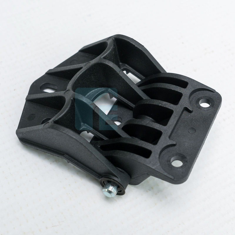 Centurion Sectional / Panel Garage Door Center Finger Safe Hinge SECACCHINGEFS