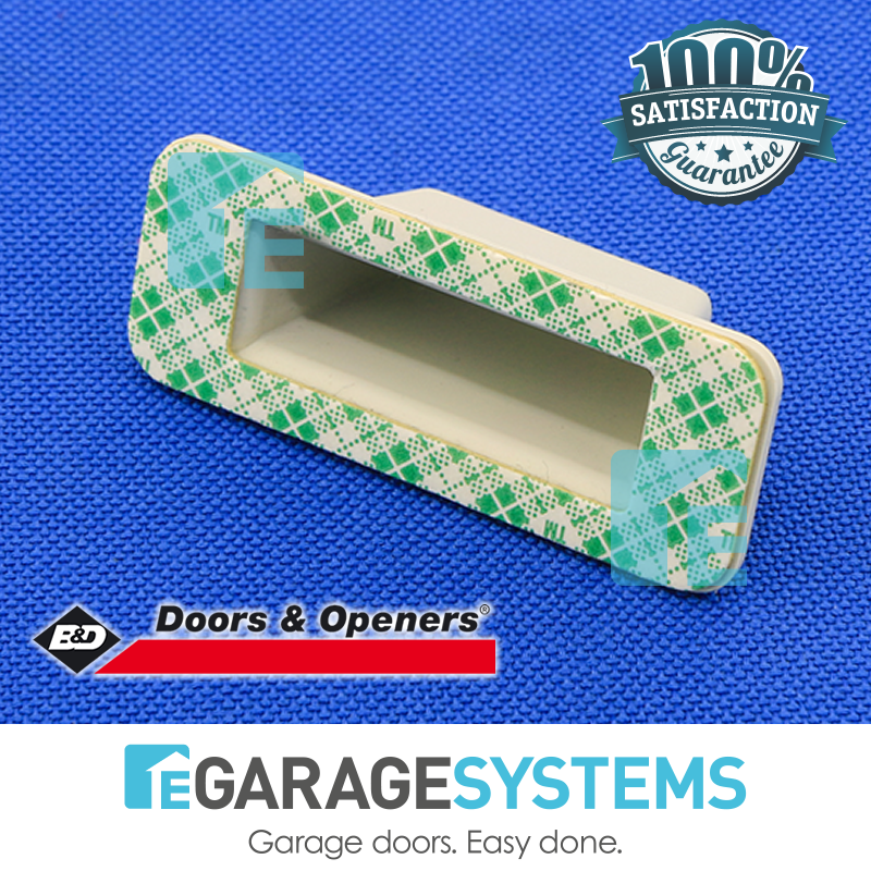 B&D Roller Door Roll-A-Door Plastic Lock Hole Cover 051169 51169