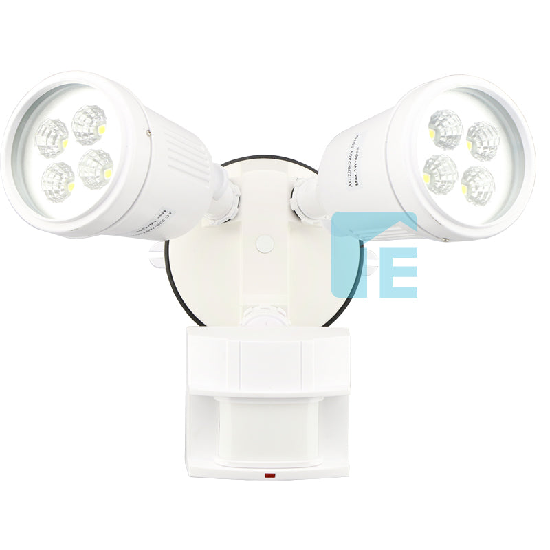 Chamberlain Sensor Light White LED Twin Head With 180° Sensor