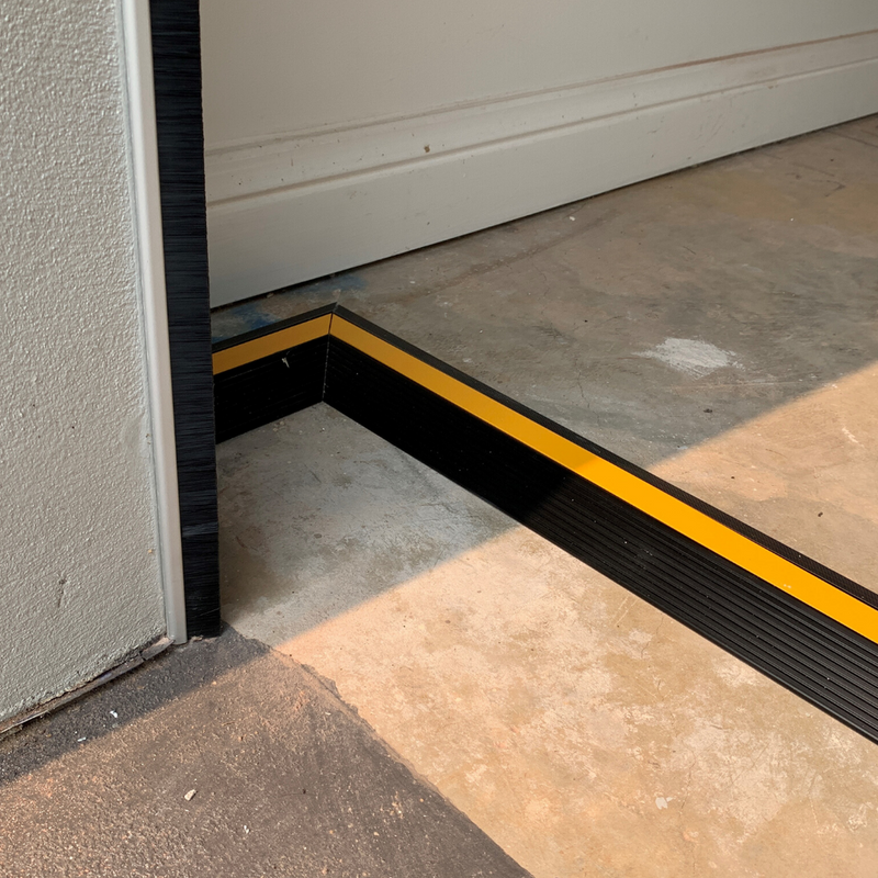 Garage Door Dam Floor Threshold Seal in Black To Suit 3100 MM length Garage Door Seal
