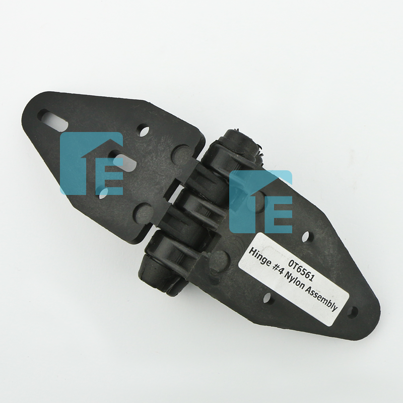 B&D Plastic Hinge #4 0T6561 OT6561