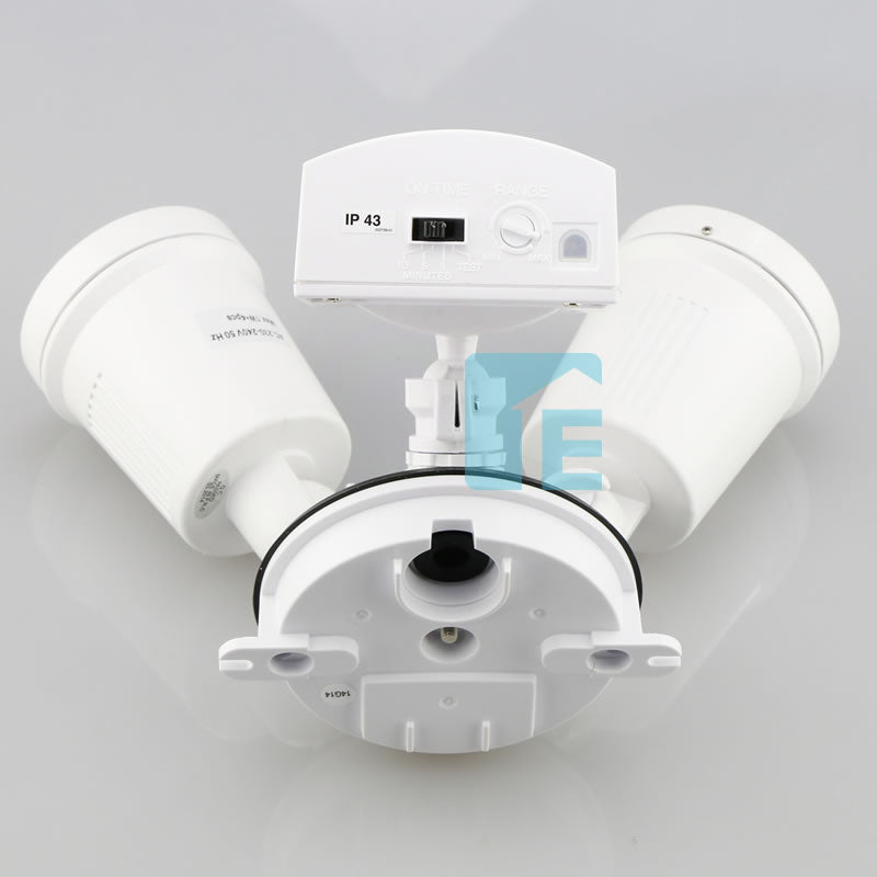 Chamberlain Sensor Light White LED Twin Head With 180° Sensor